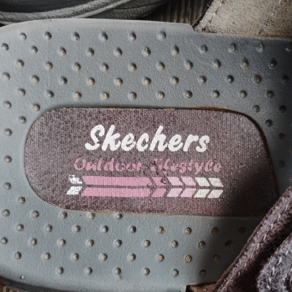 Skechers Gray and Pink Casual Sandals - Picture 4 of 10
